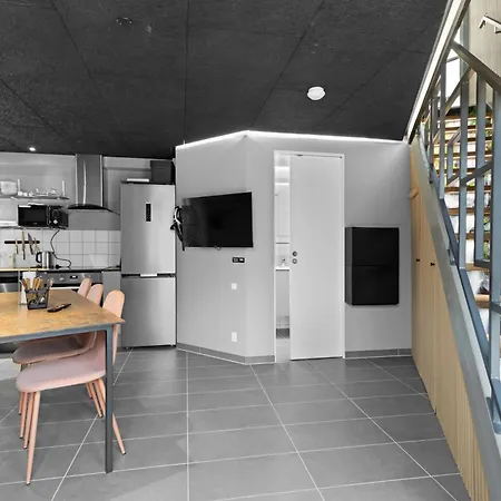 Ξενοδοχείο Rent A Holiday Apartment At Fun Art And Stay In A Mecca Of Art And Experiences!  *
